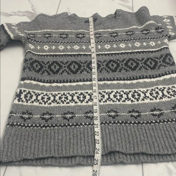 Gray Fair Isle Patterned Women's Sweater Sz M - Picture 10 of 11